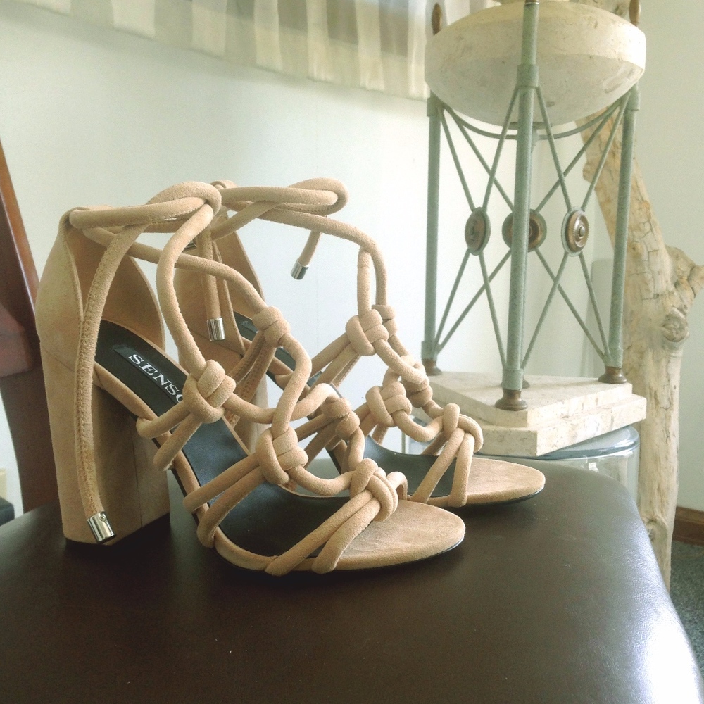Senso Vanita Tie Heel - Nude / Sand / Tan
